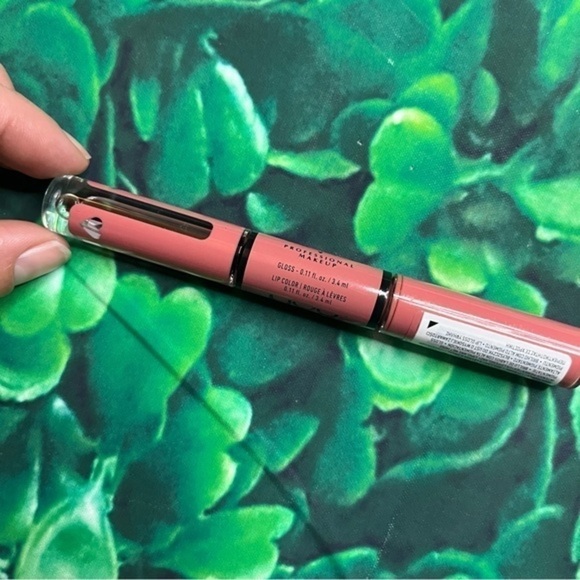 NYX Shine Loud Vegan High Shine Long Lasting Liquid Lipstick Born To Hustle NWT - Picture 9 of 16